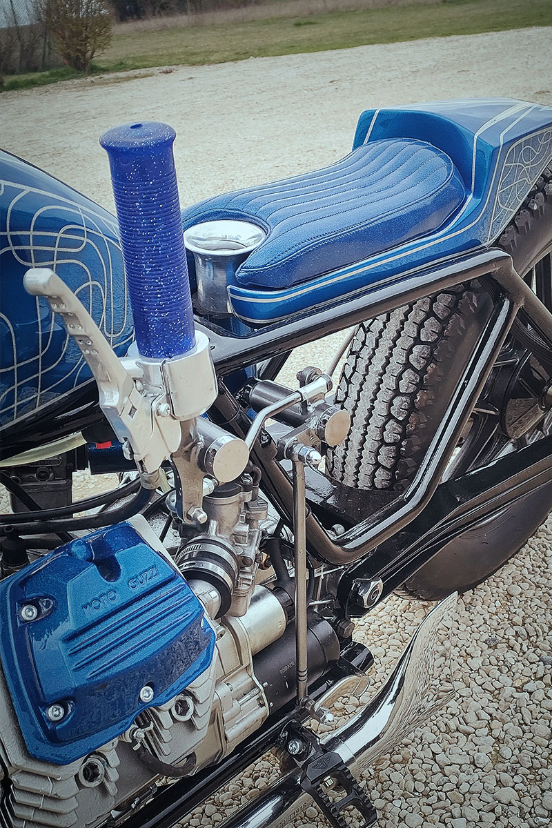 Moto Guzzi bobber hand clutch suicide shifter